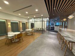 Tung Centre (D1), Office #454709841